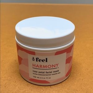 - FEEL Harmony Rose Petal Facial Mask